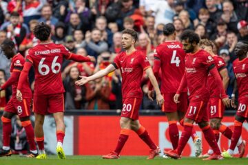 القنوات الناقلة لمباراة ليفربول وبيرنلي في الدوري الإنجليزي وموقف محمد صلاح