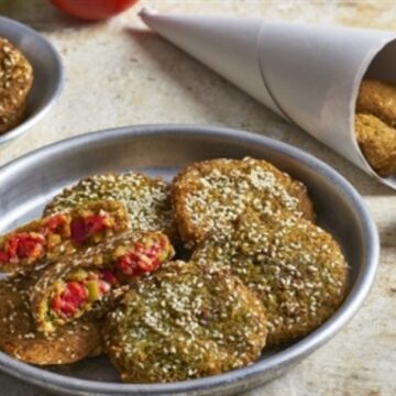 جهزيها قبل رمضان طريقة عمل عجينة الطعمية المصرية من الألف إلى الياء 