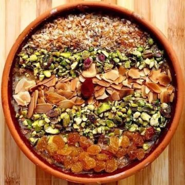 انسي اى وصفه لأم علي قبل كده وصفه سهله وبسيطه وطرق كتير لتزيين ام علي بالف هنا