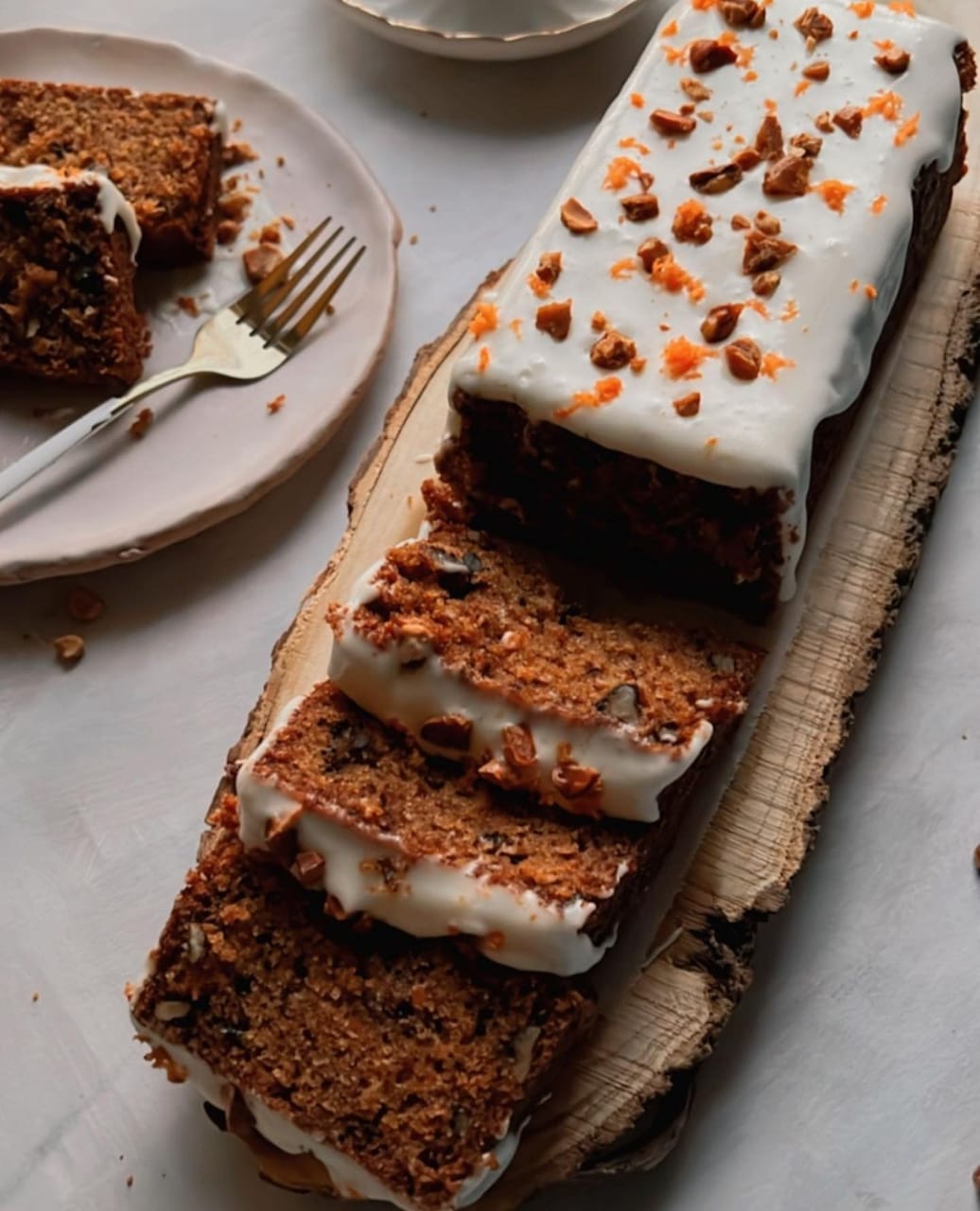 ال "carrot cake" كيكة الجزر بأسهل وصفة وطعمها أحلى من كيك ستاربكس 10 ال “carrot cake” كيكة الجزر بأسهل وصفة وطعمها أحلى من كيك ستاربكس