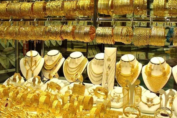 انخفاض جديد.. تراجع سعر الذهب اليوم الأحد 25 فبراير 2024 إلى أدنى مستوياته خلال شهر 5 انخفاض جديد.. تراجع سعر الذهب اليوم الأحد 25 فبراير 2024 إلى أدنى مستوياته خلال شهر