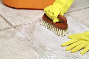ب ٣ مكونات فقط هيرجع السيراميك بيلمع وبيتك هينور .. أسرع طريقة لتنظيف الأرضيات