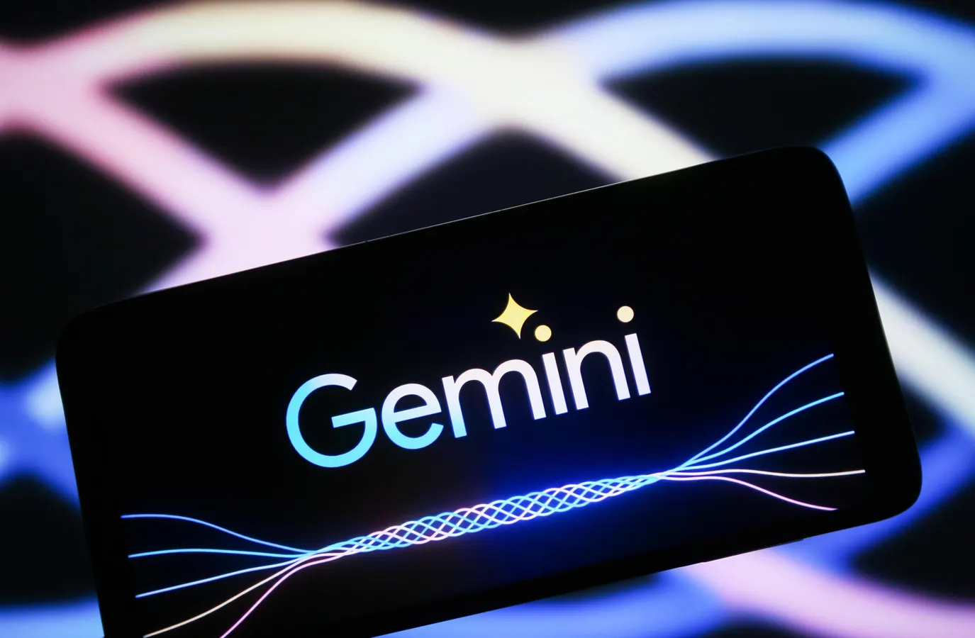 منافس ChatGPT.. جوجل تعيد تسمية Bard إلى Gemini وإطلاق تطبيق جديد للهواتف 8 منافس ChatGPT.. جوجل تعيد تسمية Bard إلى Gemini وإطلاق تطبيق جديد للهواتف