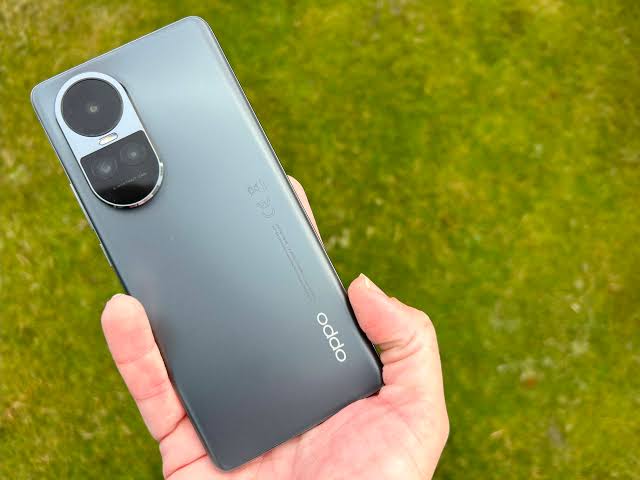 بسعر مناسب وإمكانية هائلة.. مميزات ومواصفات وأسعار هاتف Oppo Reno 10 5G 5 بسعر مناسب وإمكانية هائلة.. مميزات ومواصفات وأسعار هاتف Oppo Reno 10 5G