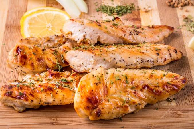 السؤال الذي حير الجميع.. لماذا يباع البانيه بسعر أغلى من دجاجة كاملة؟.. السبب صادم! 5 السؤال الذي حير الجميع.. لماذا يباع البانيه بسعر أغلى من دجاجة كاملة؟.. السبب صادم!