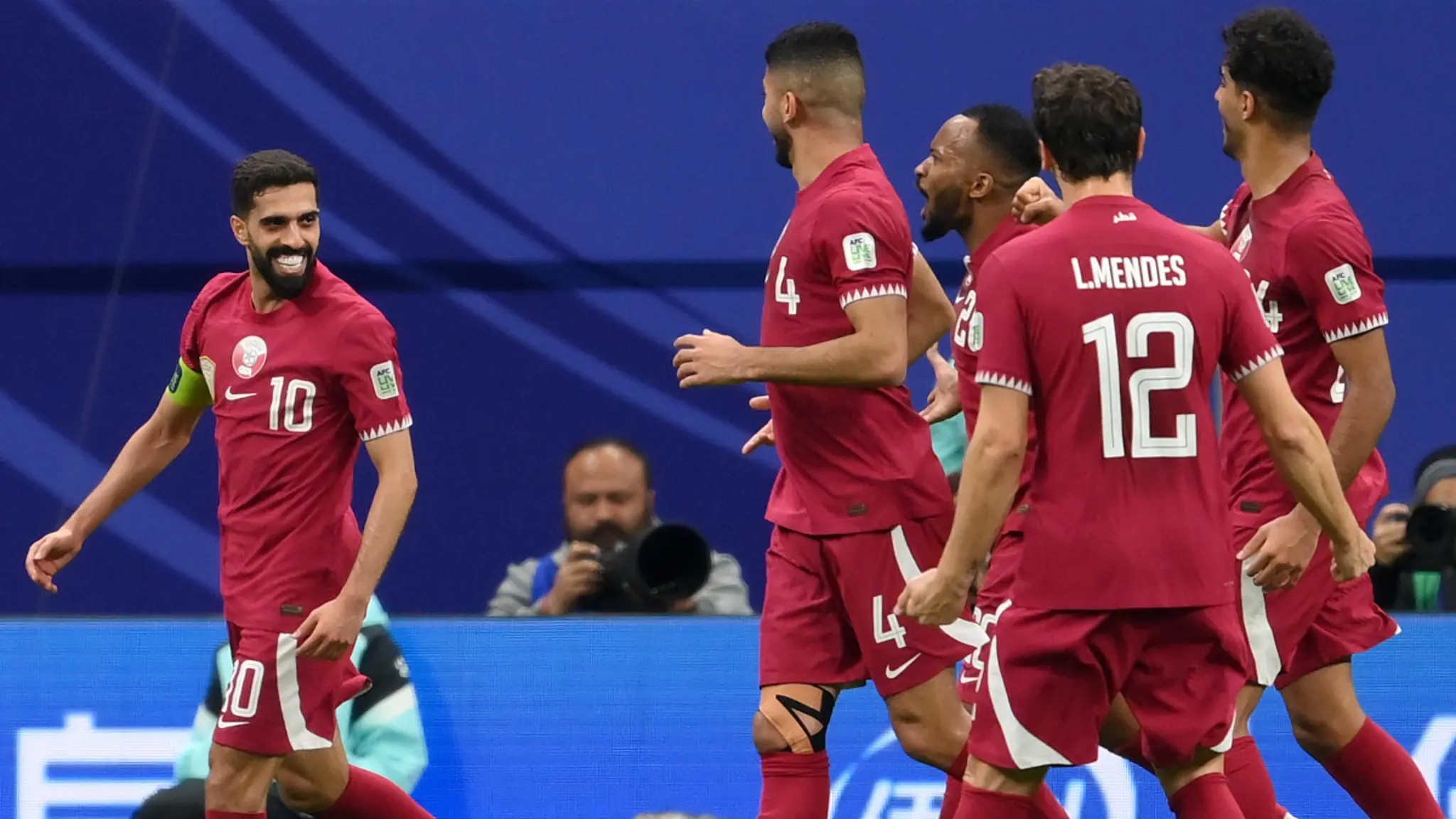 تشكيل منتخب قطر المتوقع ضد ايران في نصف نهائي بطولة كاس امم آسيا 5 تشكيل منتخب قطر المتوقع ضد ايران في نصف نهائي بطولة كاس امم آسيا