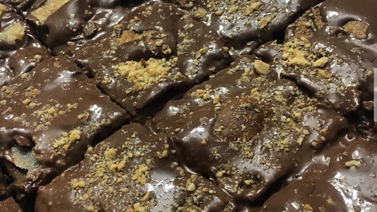 فى الطاسة وفي دقائق معدودة اعملي فطائر الشوكولاتة بطعمها المورق الطري في البيت