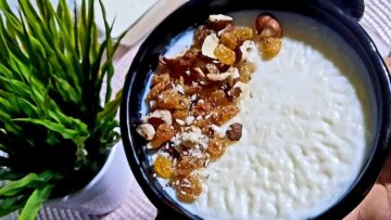 بأسرار أشهر المحلات.. طريقة الأرز باللبن أبو وش مكشكش الرائع بطعم لذيذ وفوائد متعددة قدميه لأسرتك في دقائق