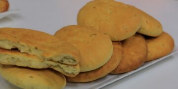 لأحلي فطار اعملي القرص بالشمر و اليانسون مغذية هشة وطرية تذوب ذوبان