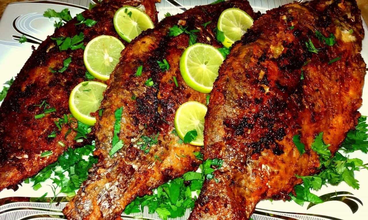 بطعم لذيذ وصحي.. طريقة عمل السمك المشوي بالردة في مطبخك 5 بطعم لذيذ وصحي.. طريقة عمل السمك المشوي بالردة في مطبخك
