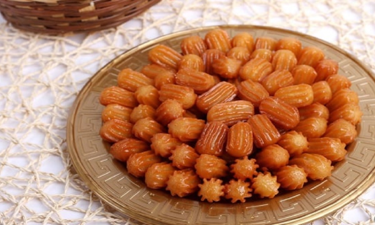 زي المحلات.. طريقة عمل بلح الشام في المنزل بمكونات بسيطة 5 زي المحلات.. طريقة عمل بلح الشام في المنزل بمكونات بسيطة