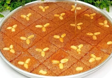 عندما يجتمع الحب والطعم: تجربة لا تُنسى مع تحضير البسبوسة بطريقة مميزة