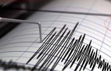 هزة أرضية بقوة 4.40 درجة على مقياس ريختر وسط البحر الأحمر