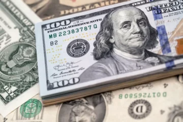 عاجل.. سعر الدولار مقابل الجنيه بمختلف البنوك المصرية الآن