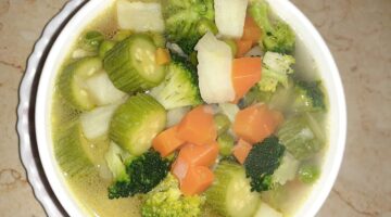 شوربة الخضار بالبروكلي