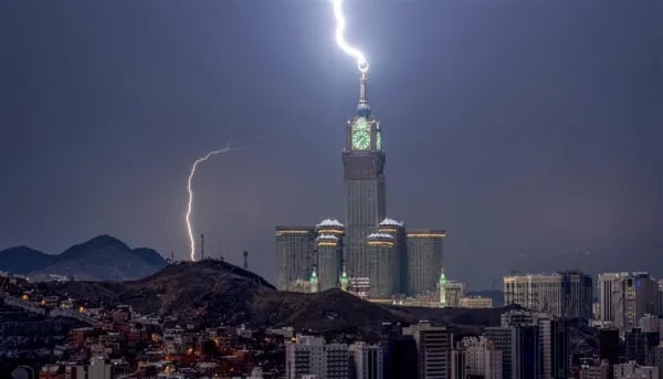 طقس المملكة.. تحذيرات من أمطار رعدية وثلوج على الحدود الشمالية اليوم الثلاثاء 5 طقس المملكة.. تحذيرات من أمطار رعدية وثلوج على الحدود الشمالية اليوم الثلاثاء