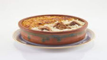 طاجن الأرز المعمر باللحمة على أصوله.. هيبقي طبق رئيسي على سفرتك في رمضان!!