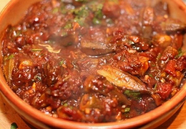على طريقة أشهر المطاعم.. طريقة عمل طاجن البامية باللحم في البيت بطعم لا يُقاوم
