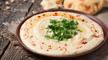 طريقة عمل سلطة الطحينة