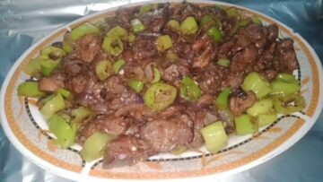 فرحي عيالك.. طريقة عمل كبدة الفراخ في المنزل بطعم مميز 