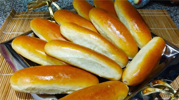 طريقة عمل العيش الفينو الطري في المنزل بعد عودة المدارس بخطوات سهلة وبسيطة 5 طريقة عمل العيش الفينو الطري في المنزل بعد عودة المدارس بخطوات سهلة وبسيطة