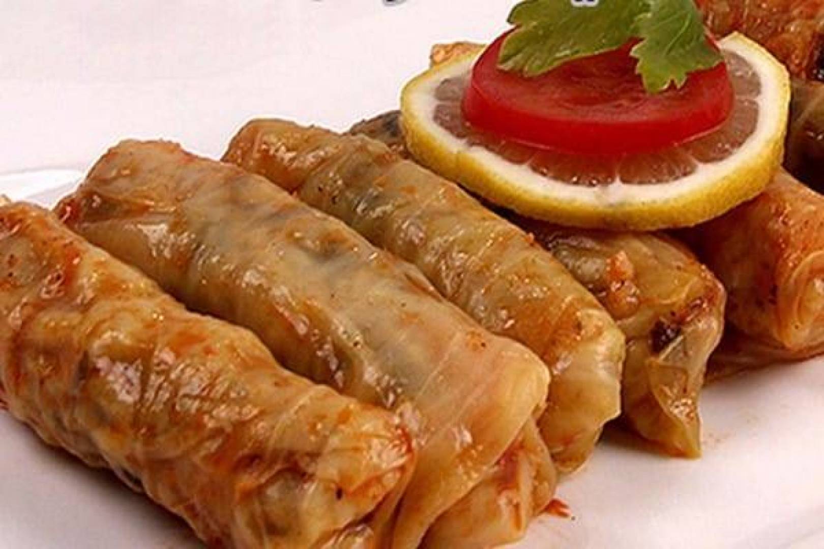 طريقة عمل محشي الكرنب باللحمة بمذاق شهي 2 طريقة عمل محشي الكرنب باللحمة بمذاق شهي