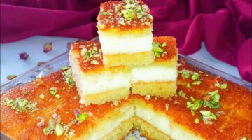كيكة سميد بسبوسة الحلواني بزبادي والقشطة