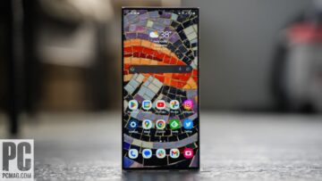 وفر 1700 ريال سعودي من مكتبة جرير بالمملكة السعودية على Samsung Galaxy S23 Ultra الموبايل الملقب بأقوى كاميرا من 2023 حتى الآن بقوة 200 ميجا بكسل