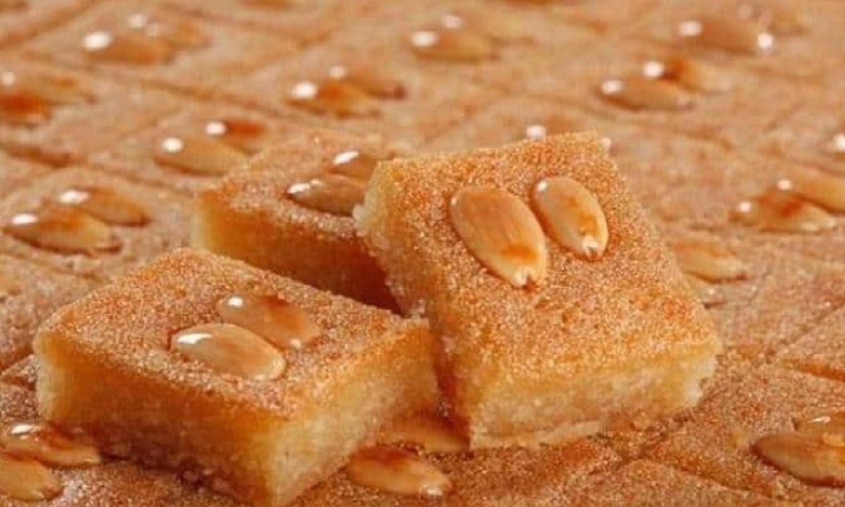 زي المحلات.. طريقة عمل الهريسة باللبن بمكونات منزلية بسيطة