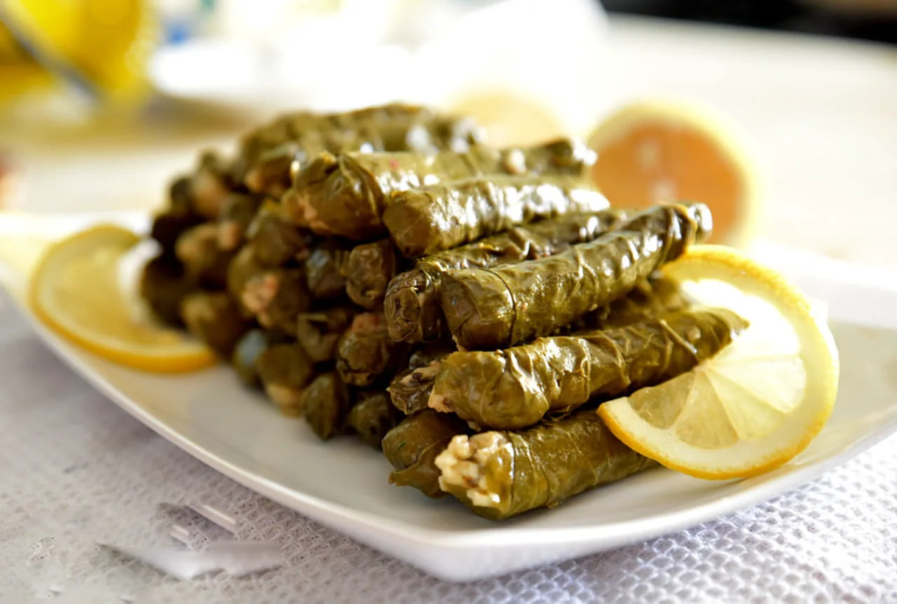 طريقة عمل ورق العنب مخلطة المطاعم الفاخرة