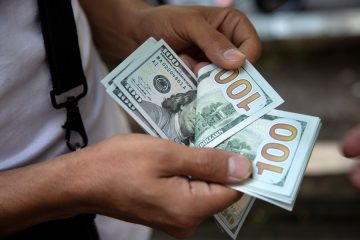 سعر الدولار مقابل الجنيه في مصر| أسعار الريال والدينار والعملات المختلفة اليوم الأحد 2 يونيو
