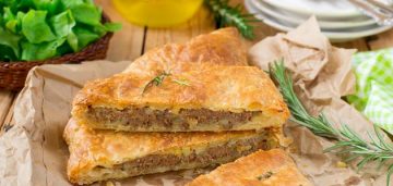 رمضان كريم: وصفة لذيذة مع الرقاق باللحمة المفرومة واللبن والبيض!