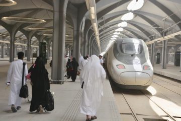 خطوات حجز تذاكر قطار الحرمين إلكترونيًا عبر الموقع والتطبيق الرسمي