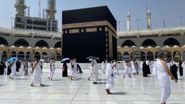 كيفية إصدار تصاريح الحج للمواطنين السعودين والمقيمين لعام 1445