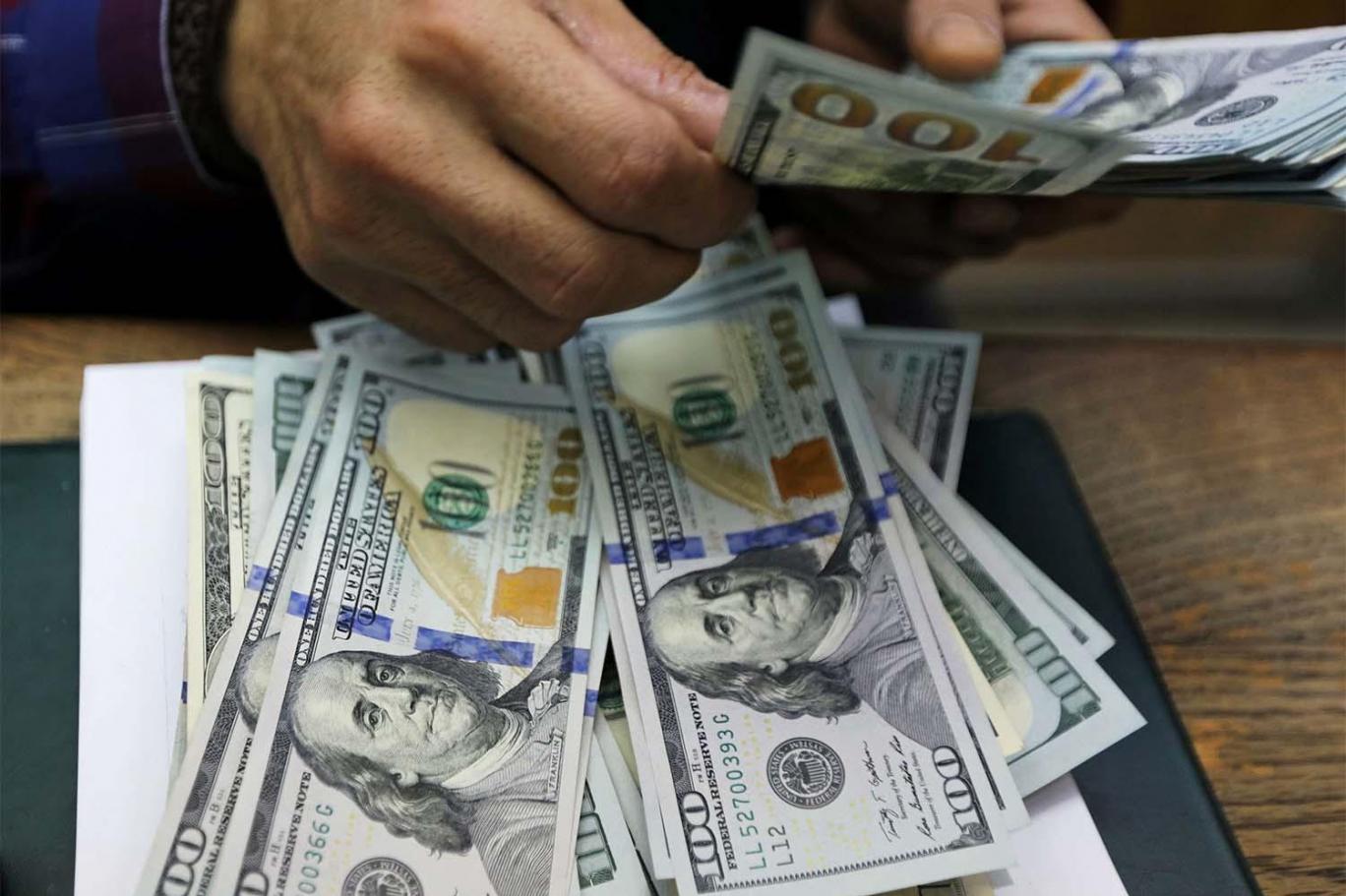 سعر صرف الدولار أمام الجنيه اليوم الخميس 16 مايو 2024 7 سعر صرف الدولار أمام الجنيه اليوم الخميس 16 مايو 2024
