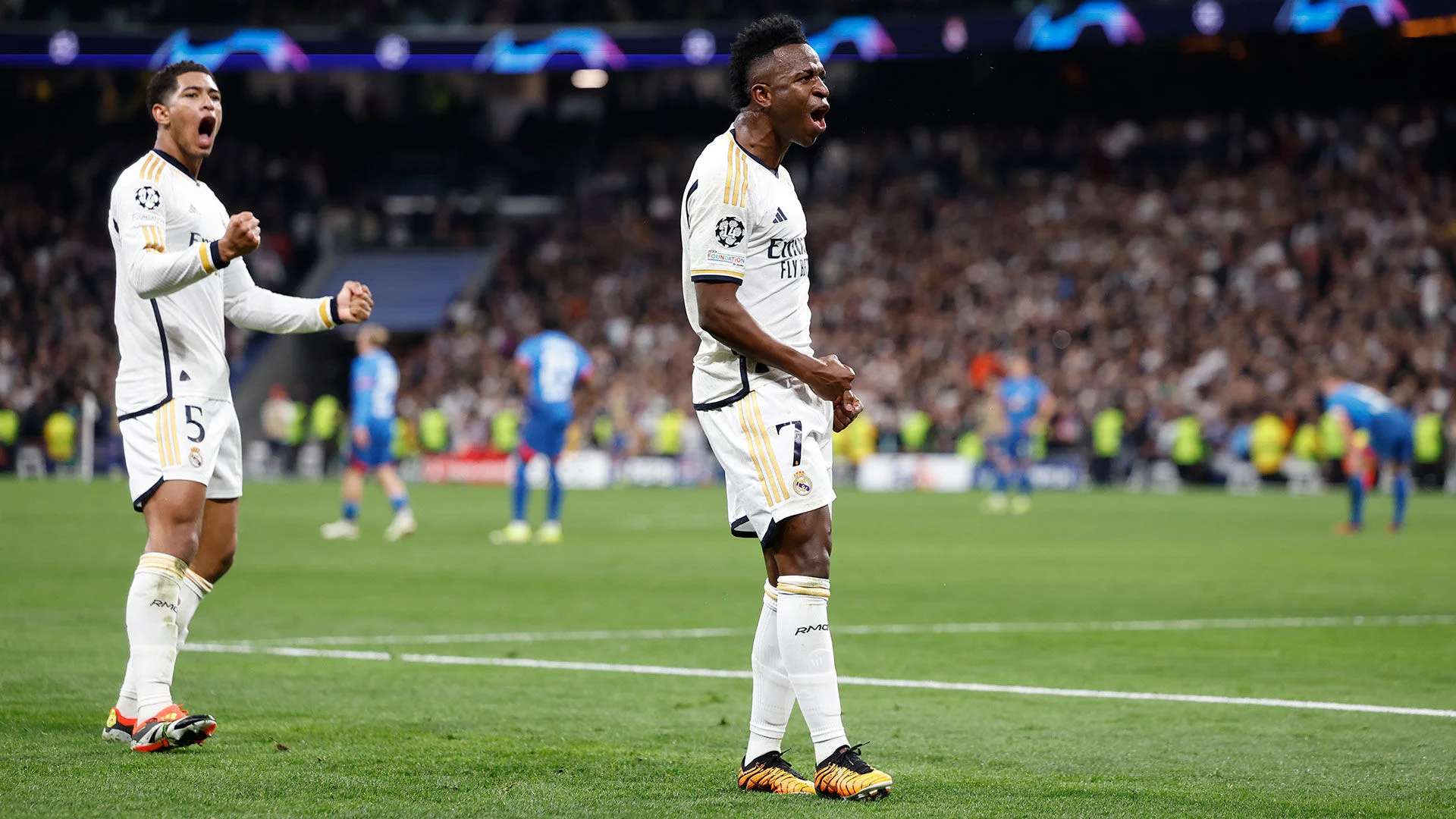 أنشيلوتي يعلن قائمة ريال مدريد لمواجهة بروسيا دورتموند في نهائي دوري أبطال أوروبا 5 أنشيلوتي يعلن قائمة ريال مدريد لمواجهة بروسيا دورتموند في نهائي دوري أبطال أوروبا