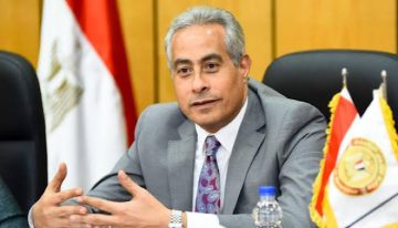 “وزير العمل” يكشف موعد اجازة عيد العمال للعاملين بالقطاع الحكومي والخاص