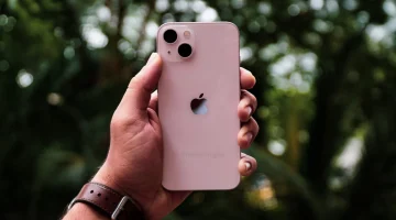 iPhone 13 3