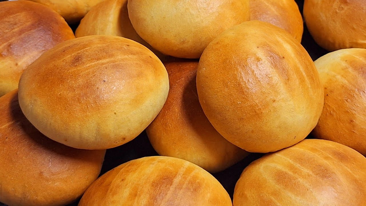 الوجبة المثالية للفطار .. القرص الطرية بعجينة قطنية باللبن الزبادي طعمها رائع بكل سهولة 5 الوجبة المثالية للفطار .. القرص الطرية بعجينة قطنية باللبن الزبادي طعمها رائع بكل سهولة