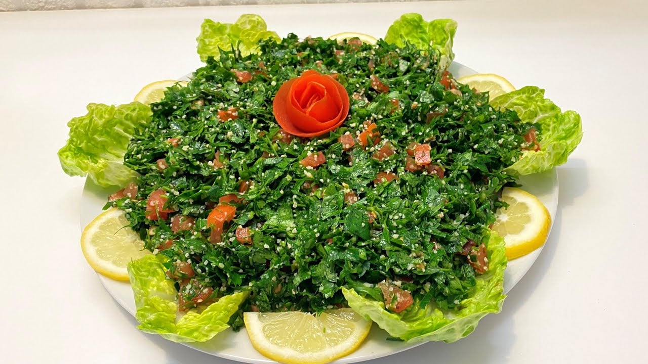 طريقة عمل التبولة اللبنانية واستمتع بمذاق طبق سلطة مميز