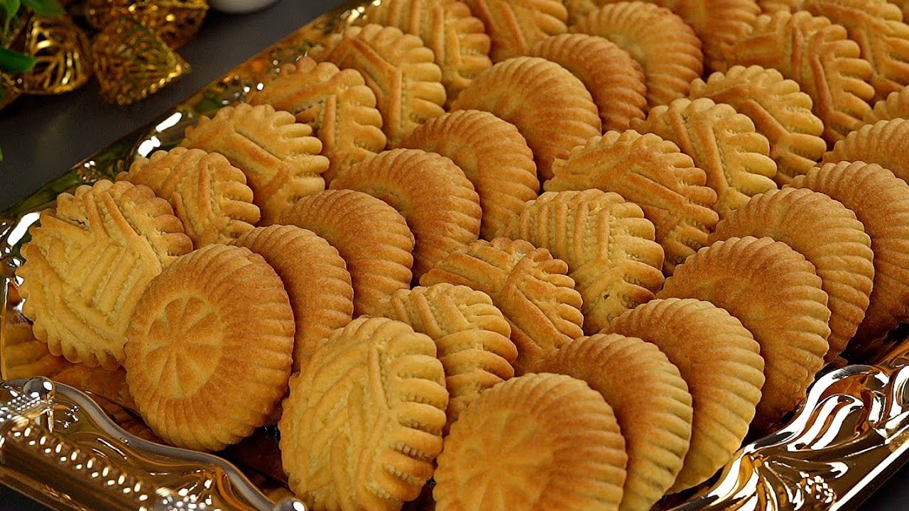 مخبوزات العيد معمول التمر الفاخر بأشهى طعم وأبسط طريقة 7 مخبوزات العيد معمول التمر الفاخر بأشهى طعم وأبسط طريقة
