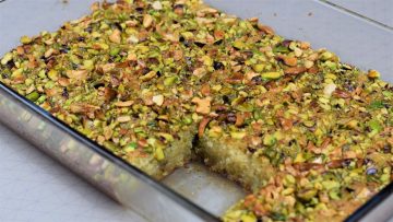 الهريسة السورية بدقيق السميد حضريها بكل سهولة