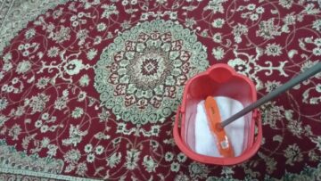 تنظيف السجاد في البيت بدون غسيل في المغسلة بوصفتين سهلين وبمكونات مش هتكلفك كتير