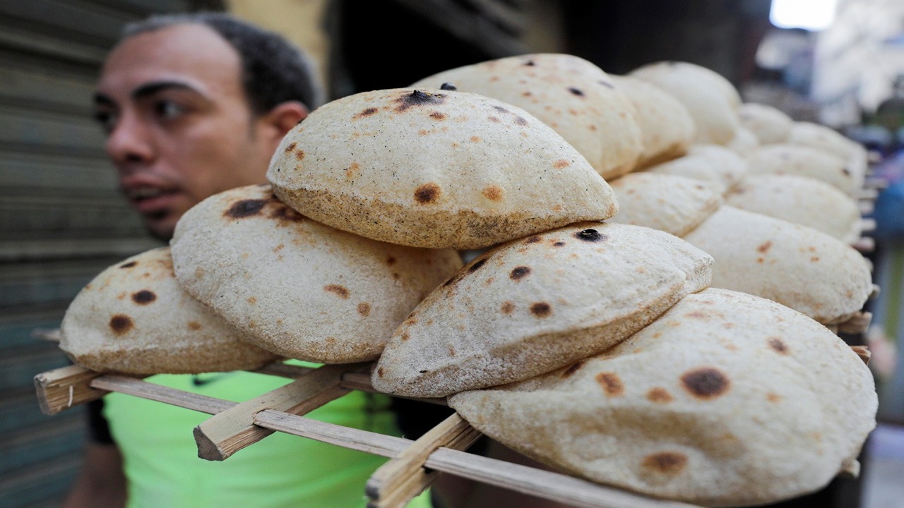 رسميًا.. رفع سعر رغيف الخبز المدعم إلى 20 قرشًا بداية من يونيو 2024