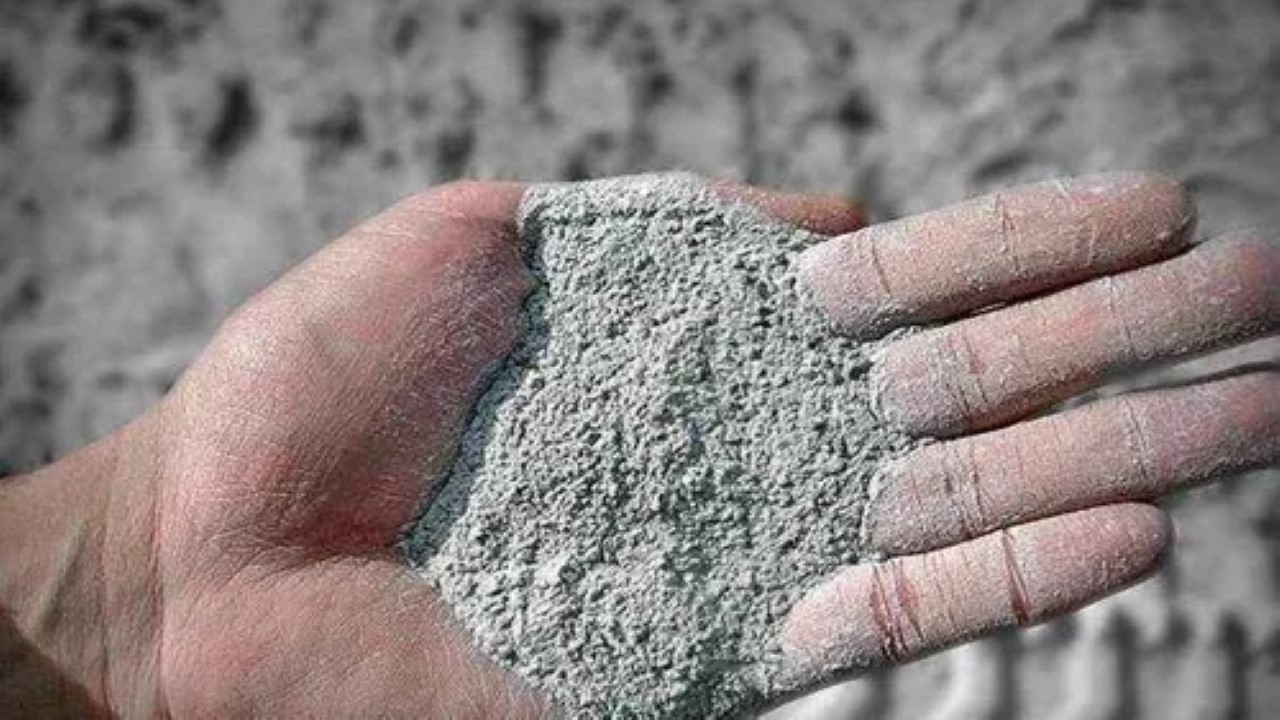 لو هتصب بيتك.. أسعار الأسمنت اليوم الخميس 30 مايو في الشركات والمصانع 5 لو هتصب بيتك.. أسعار الأسمنت اليوم الخميس 30 مايو في الشركات والمصانع