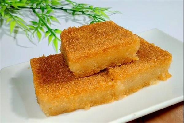 بكوب ماء و 3 أكواب سميد.. طريقة عمل صينية بسبوسة 5 بكوب ماء و 3 أكواب سميد.. طريقة عمل صينية بسبوسة
