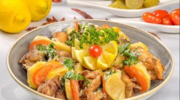 صينية الدجاج والبطاطس بالليمون