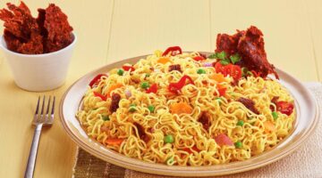 طريقة بهارات الاندومي بالخضار scaled 1