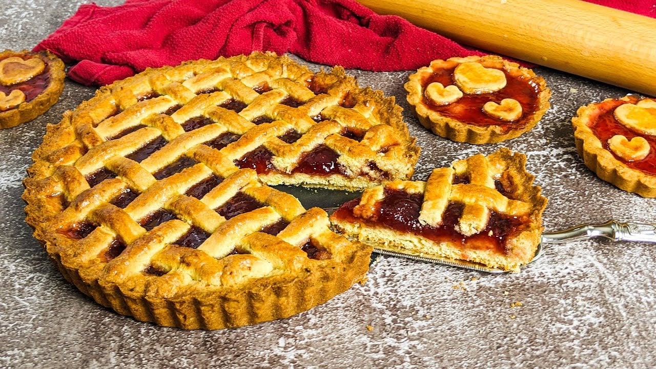 أحلى الحلويات اللي لازم تجربيها.. اعملي حلوى الباستا فلورا بحشو المربى بشكل وطعم يخطف العقل 2 أحلى الحلويات اللي لازم تجربيها.. اعملي حلوى الباستا فلورا بحشو المربى بشكل وطعم يخطف العقل