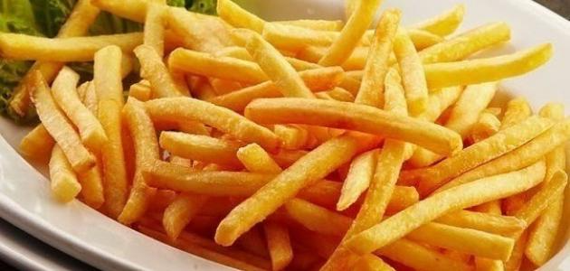 طريقة لتحضير البطاطس المقلية اللذيذة والمقرمشة بدون أن تمتص نقطة زيت!